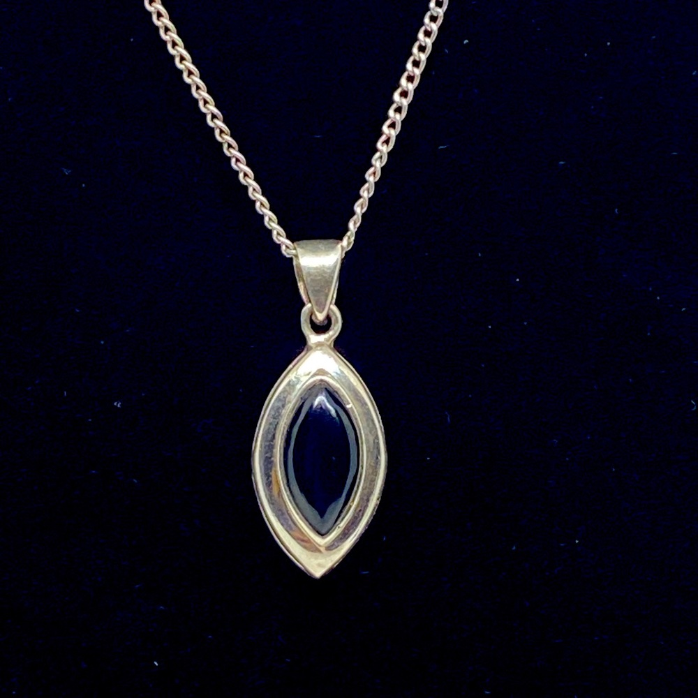 2 piece set Vintage Black Onyx Necklace & Earrings